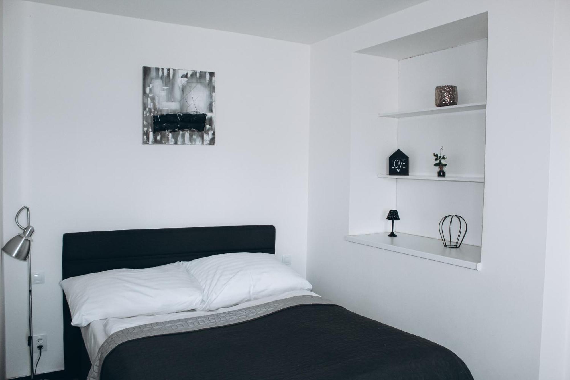 Sokolska Apartment Prague Exterior photo